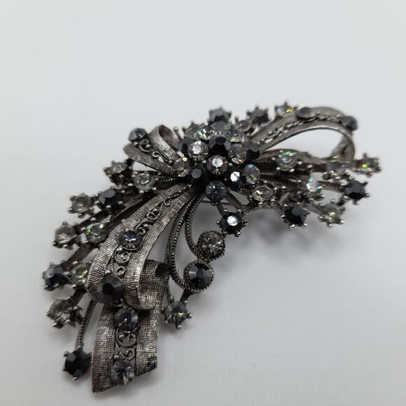Vintage Gray Silver Black Rhinestone Brooch Pendant, 2 3/4 Inches - Picture 3 of 12